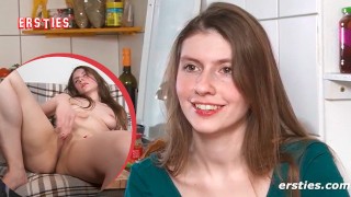 Professor Vanessa’s Solo Show – A Theatrical Display of Masturbation